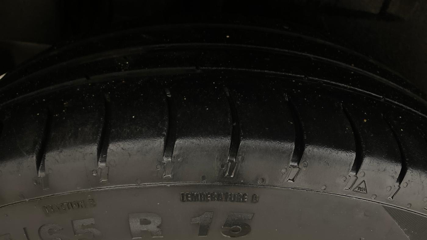 2019 Maruti Dzire ZXI, Petrol, Manual, 69,059 km, Right Rear Tyre Tread