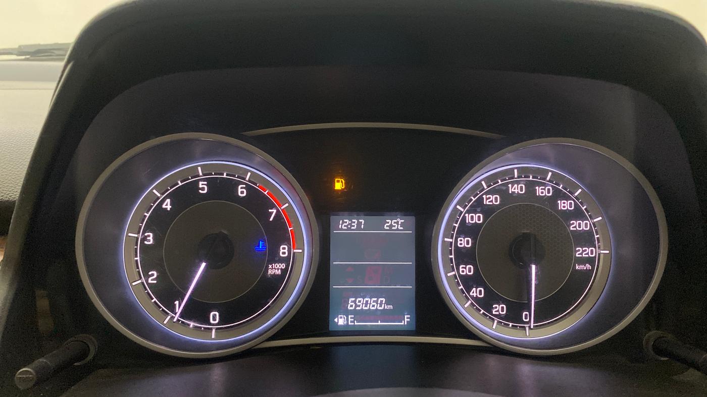 2019 Maruti Dzire ZXI, Petrol, Manual, 69,059 km, Odometer Image