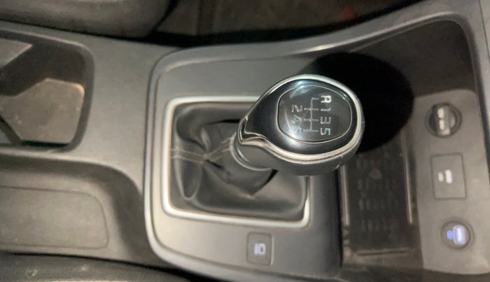 2021 Hyundai Creta SX 1.5 DIESEL, Diesel, Manual, 98,937 km, Gear Lever