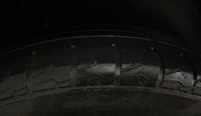 2021 Hyundai Creta SX 1.5 DIESEL, Diesel, Manual, 98,937 km, Right Rear Tyre Tread