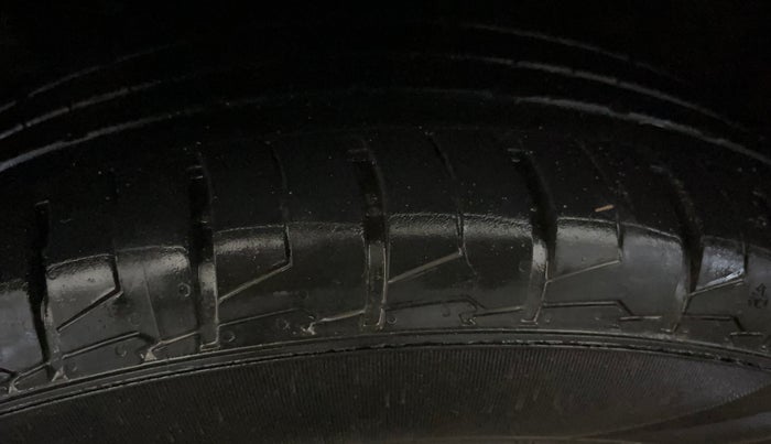 2021 Hyundai Creta SX 1.5 DIESEL, Diesel, Manual, 98,937 km, Left Front Tyre Tread