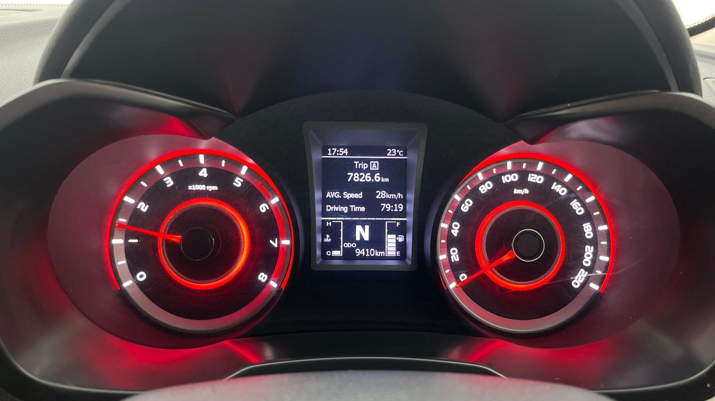 2023 Mahindra XUV300 W8 (O) 1.2 PETROL AMT, Petrol, Automatic, 9,410 km, Odometer Image
