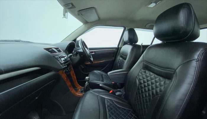 2017 Maruti Swift VXI D, Petrol, Manual, 37,014 km, Right Side Front Door Cabin