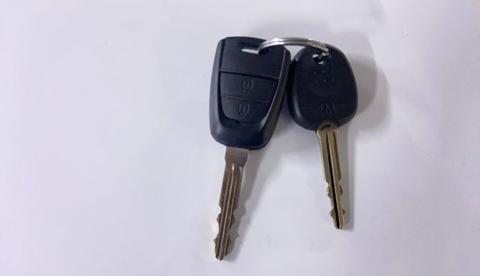 2017 Hyundai Grand i10 SPORTZ (O) AT 1.2 KAPPA VTVT, Petrol, Automatic, 39,461 km, Key Close Up