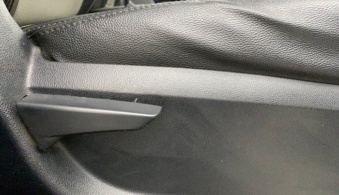 2018 Mahindra KUV 100 NXT K2 P 6 STR, Petrol, Manual, 38,892 km, Driver Side Adjustment Panel