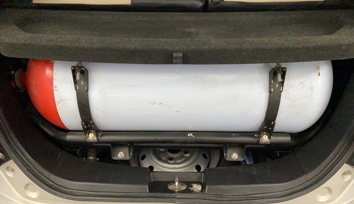 2018 Maruti Wagon R 1.0 LXI CNG, CNG, Manual, 65,197 km, Boot Inside