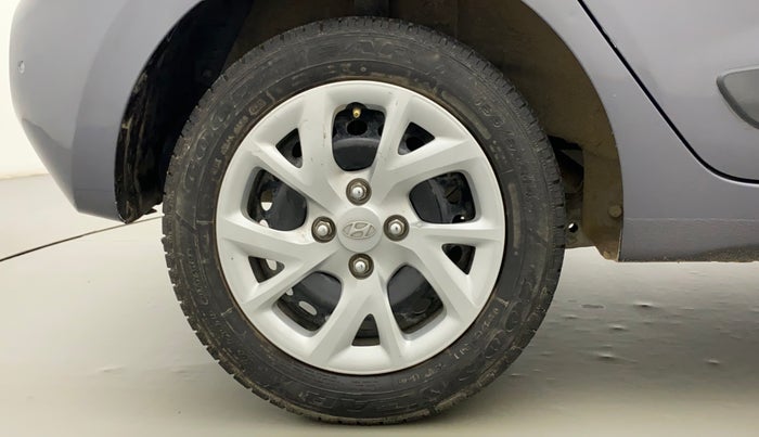 2019 Hyundai Grand i10 SPORTZ 1.2 KAPPA VTVT, Petrol, Manual, 24,967 km, Right Rear Wheel
