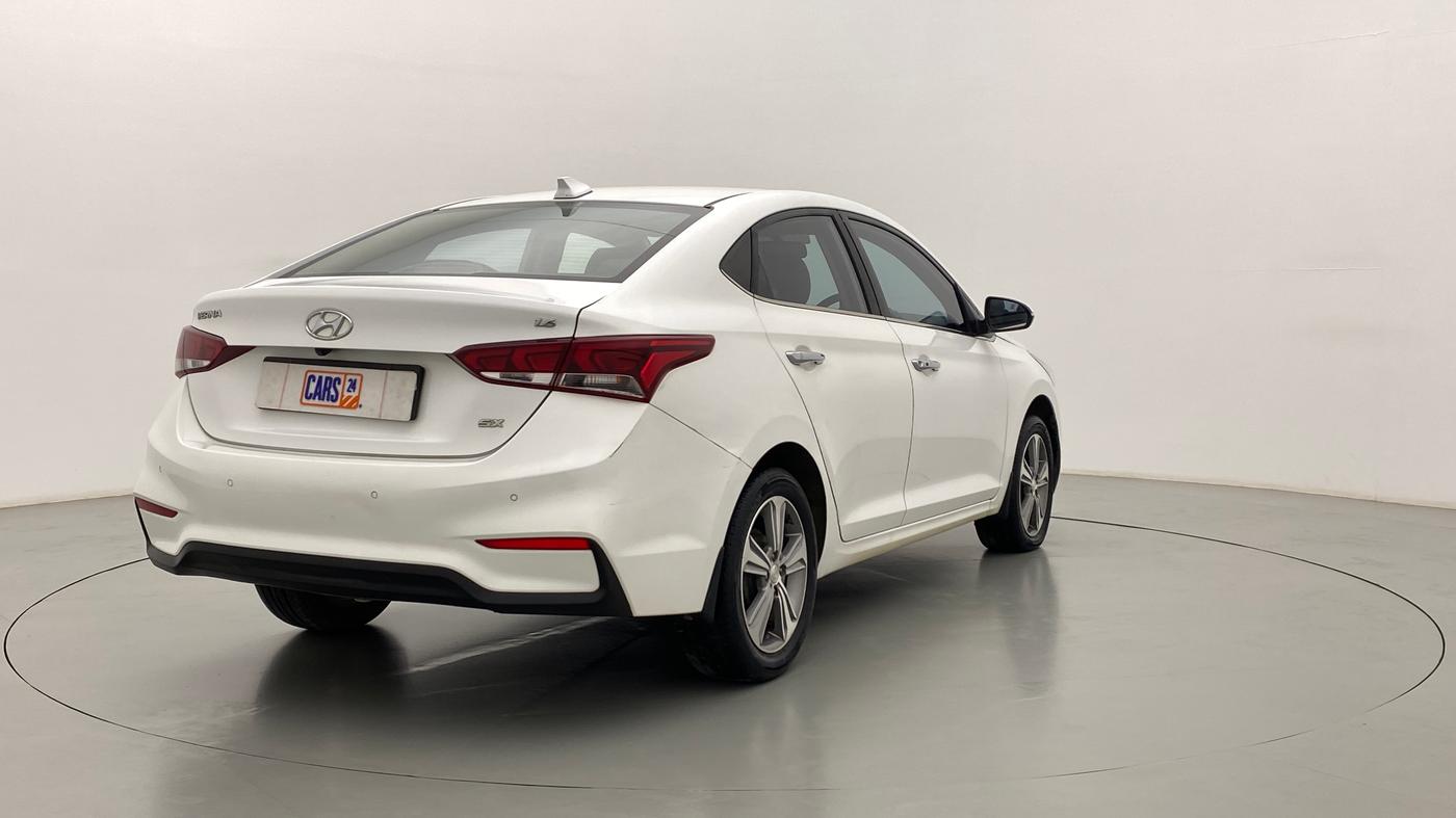2018 Hyundai Verna 1.6 SX VTVT AT (O), Petrol, Automatic, 74,990 km, Right Back Diagonal