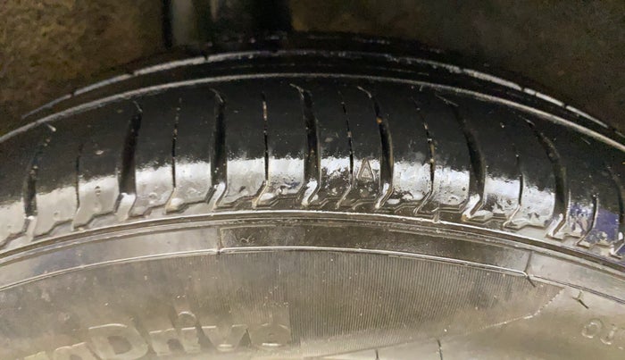 2020 Maruti Baleno DELTA PETROL 1.2, Petrol, Manual, 1,34,813 km, Right Rear Tyre Tread