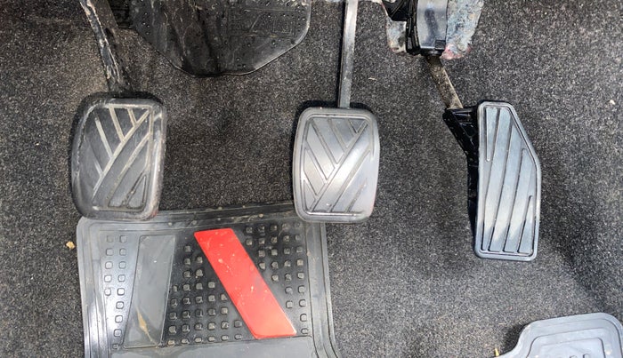 2021 Maruti Swift VXI, Petrol, Manual, 1,30,871 km, Pedals