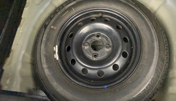 2021 Maruti Swift VXI, Petrol, Manual, 1,30,871 km, Spare Tyre