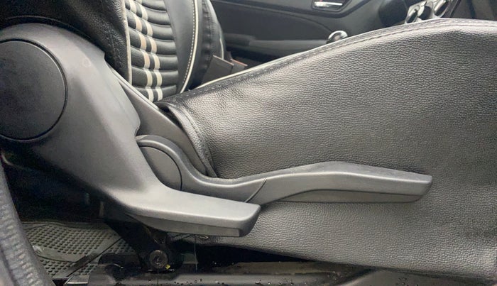 2021 Maruti Swift VXI, Petrol, Manual, 1,30,871 km, Driver Side Adjustment Panel