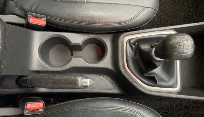 2017 Hyundai Creta SX PLUS 1.6 PETROL, Petrol, Manual, 80,223 km, Gear Lever