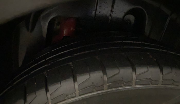 2019 Mahindra XUV300 W8 1.2 PETROL, Petrol, Manual, 83,696 km, Left Rear Tyre Tread