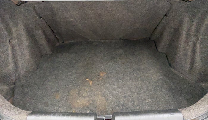 2013 Honda Amaze 1.5 SMT I DTEC, Diesel, Manual, 33,708 km, Boot Inside