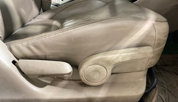 2017 Maruti Ciaz ALPHA 1.4 PETROL, Petrol, Manual, 82,063 km, Driver Side Adjustment Panel