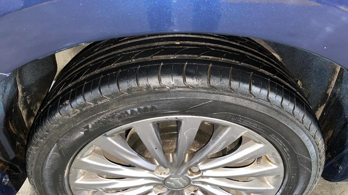 2017 Maruti Ciaz ALPHA 1.4 PETROL, Petrol, Manual, 82,117 km, Right Rear Tyre Tread