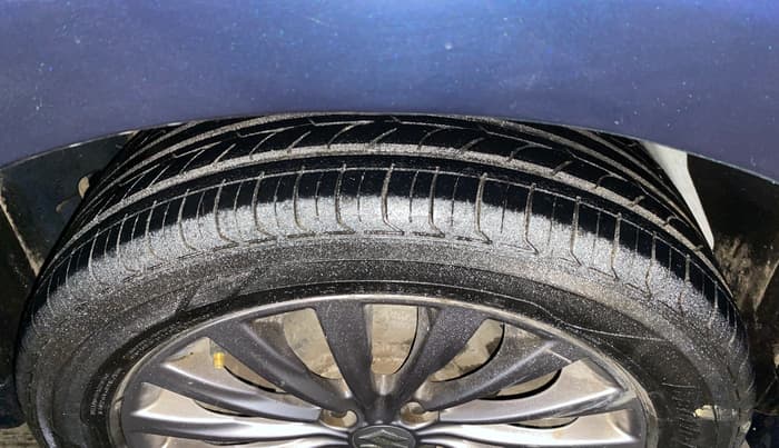 2017 Maruti Ciaz ALPHA 1.4 PETROL, Petrol, Manual, 82,063 km, Left Rear Tyre Tread