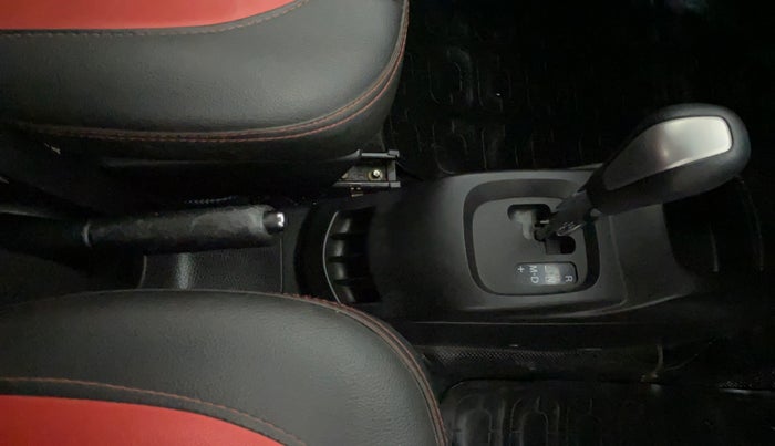 2016 Maruti Wagon R 1.0 VXI AMT, Petrol, Automatic, 33,705 km, Gear Lever