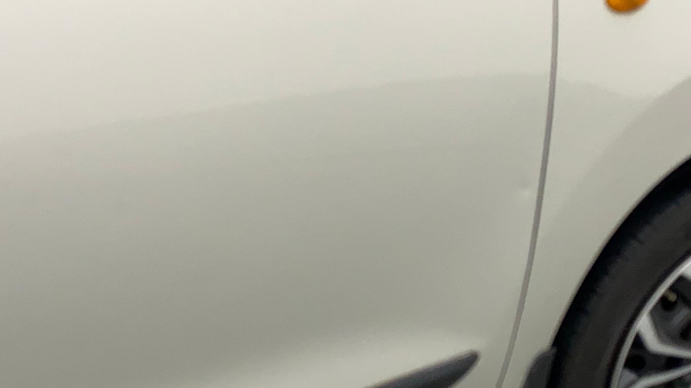2016 Maruti Wagon R 1.0 VXI AMT, Petrol, Automatic, 33,705 km, Driver-side door - Slightly dented