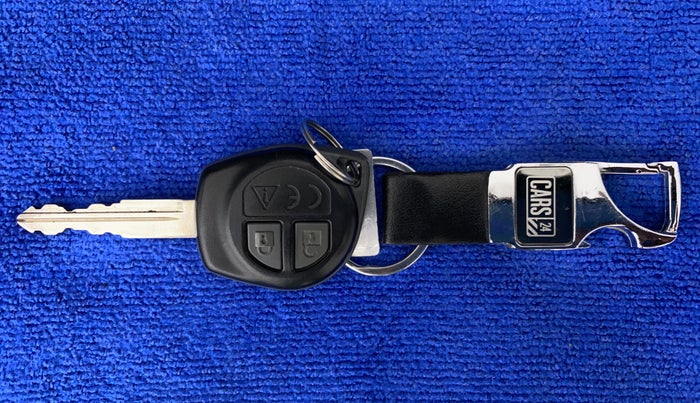 2021 Maruti Ciaz DELTA 1.5 SHVS MT PETROL, Petrol, Manual, 21,951 km, Key Close Up