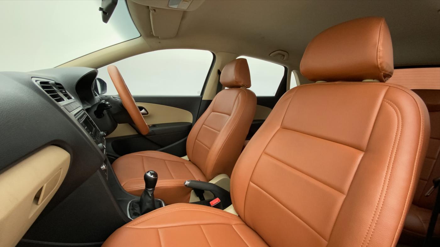 2015 Volkswagen Polo HIGHLINE1.2L, Petrol, Manual, 79,380 km, Right Side Front Door Cabin