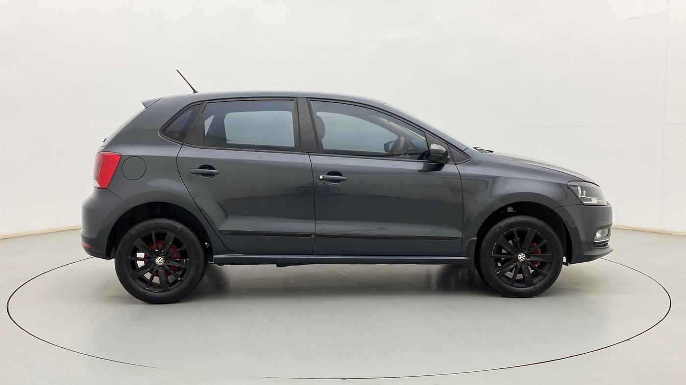 2015 Volkswagen Polo HIGHLINE1.2L, Petrol, Manual, 79,380 km, Right Side View