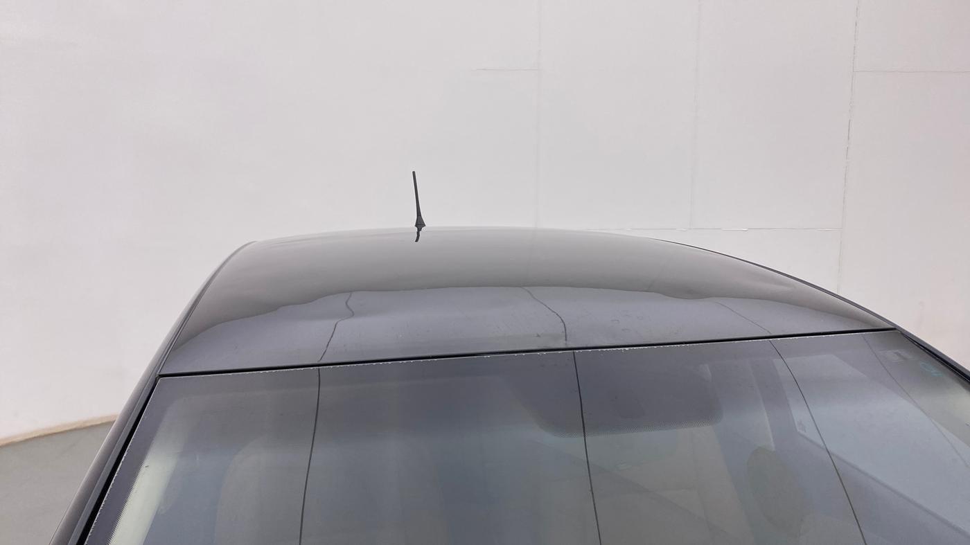 2015 Volkswagen Polo HIGHLINE1.2L, Petrol, Manual, 79,380 km, Roof
