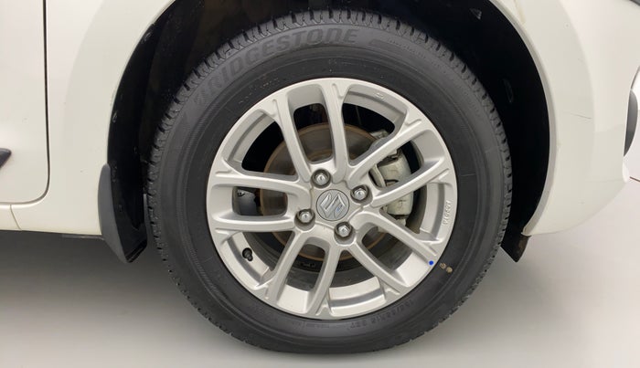 2021 Maruti Swift ZXI D, Petrol, Manual, 20,671 km, Right Front Wheel