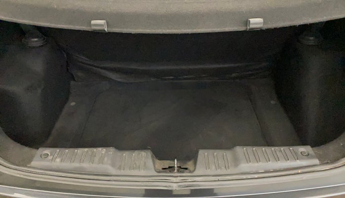 2020 Tata ALTROZ XM PETROL, Petrol, Manual, 63,444 km, Boot Inside