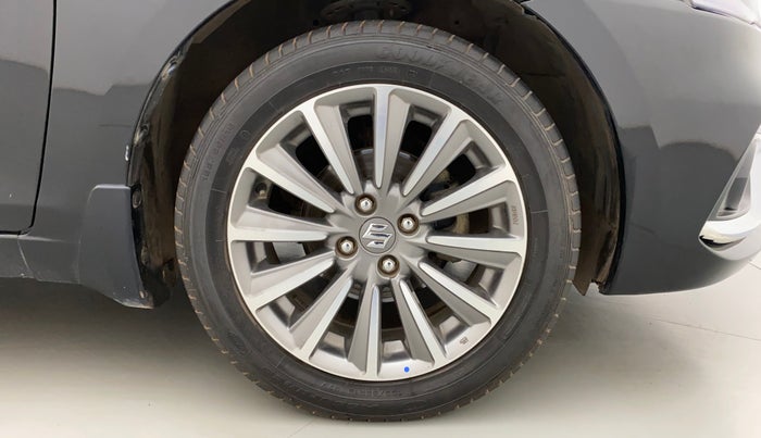 2019 Maruti Ciaz ALPHA  AT 1.5 SHVS PETROL, Petrol, Automatic, 1,08,914 km, Right Front Wheel