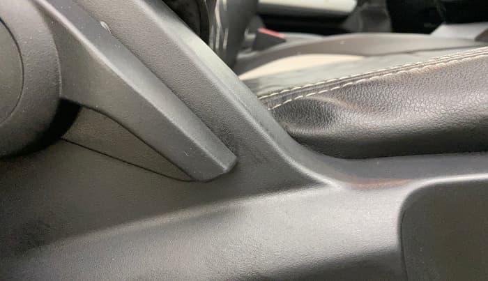 2023 Tata PUNCH PURE MT, Petrol, Manual, 56,302 km, Driver Side Adjustment Panel