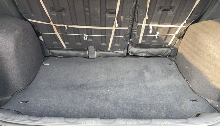 2013 Ford Ecosport TITANIUM 1.5L PETROL AT, Petrol, Automatic, 88,847 km, Boot Inside