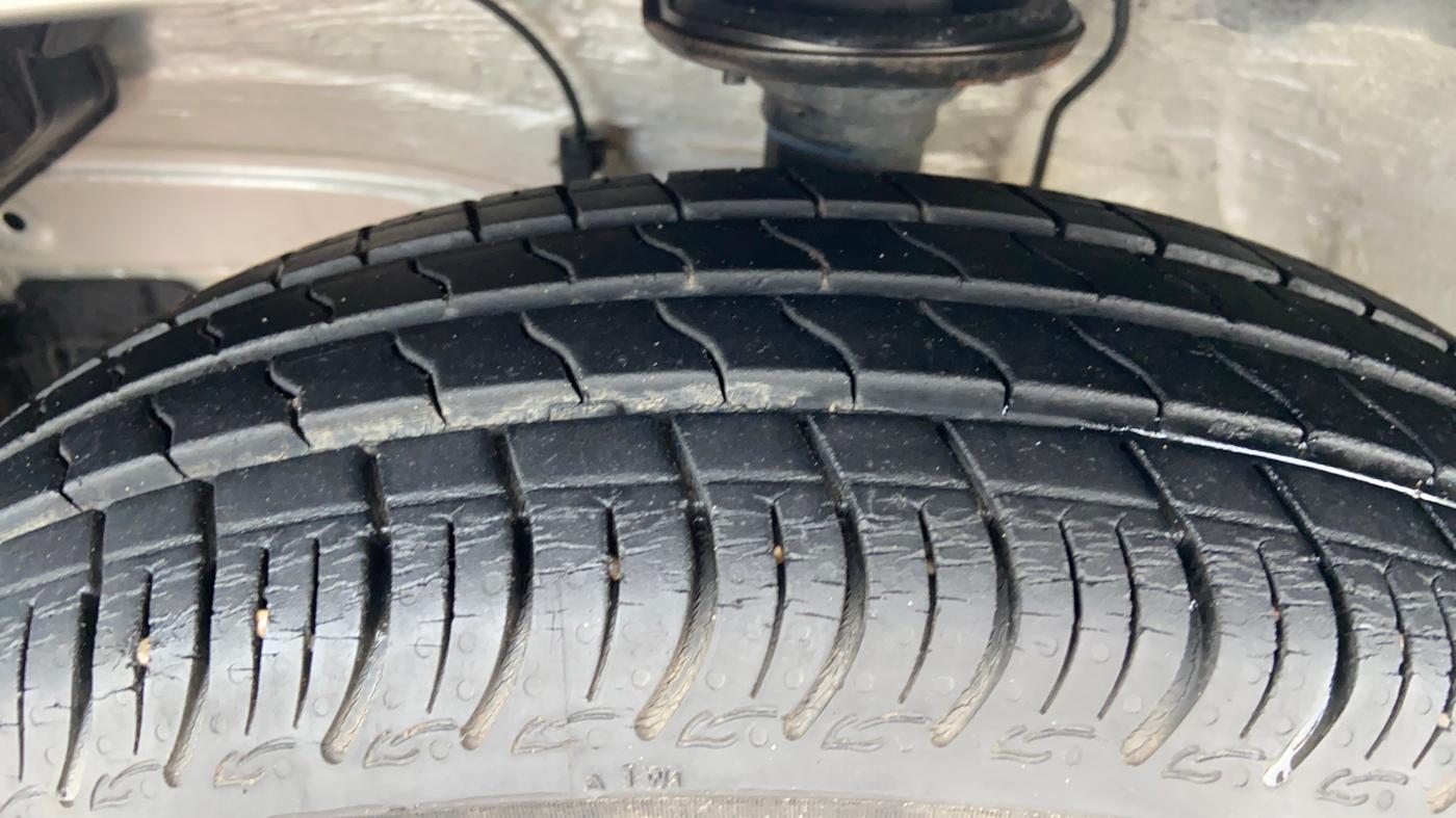 2022 Maruti S PRESSO VXI+, Petrol, Manual, 13,421 km, Left Front Tyre Tread