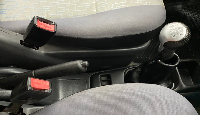 2010 Maruti Wagon R LXI MINOR, Petrol, Manual, 29,736 km, Gear Lever