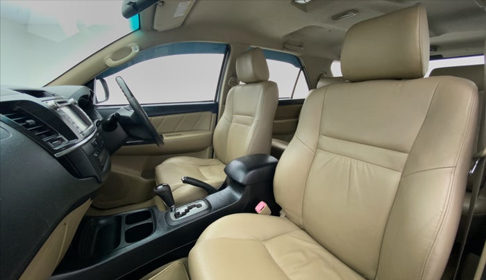 2016 Toyota Fortuner 3.0 AT 4X2, Diesel, Automatic, 1,71,880 km, Right Side Front Door Cabin View