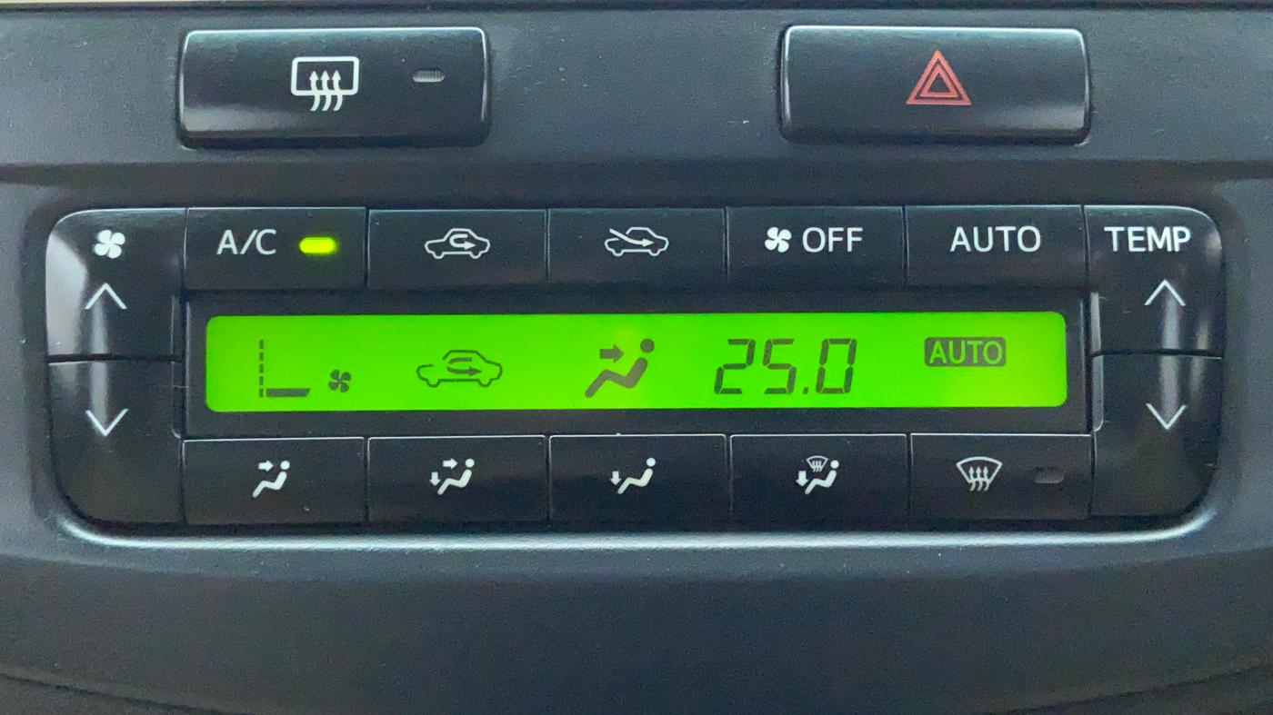 2016 Toyota Fortuner 3.0 AT 4X2, Diesel, Automatic, 1,71,880 km, Automatic Climate Control