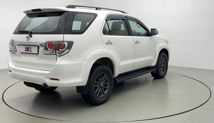 2016 Toyota Fortuner 3.0 AT 4X2, Diesel, Automatic, 1,71,880 km, Right Back Diagonal (45- Degree) View