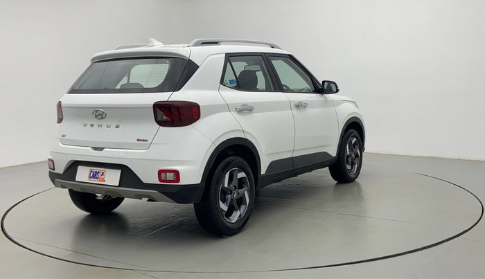 2019 Hyundai VENUE 1.0 TURBO GDI SX+ AT, Petrol, Automatic, 26,448 km, Right Back Diagonal (45- Degree) View