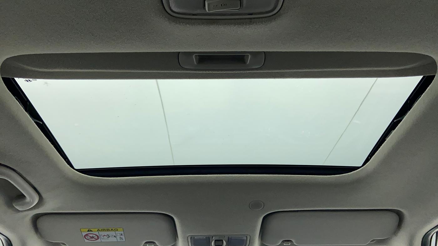 2019 Hyundai VENUE 1.0 TURBO GDI SX+ AT, Petrol, Automatic, 26,448 km, Interior Sunroof