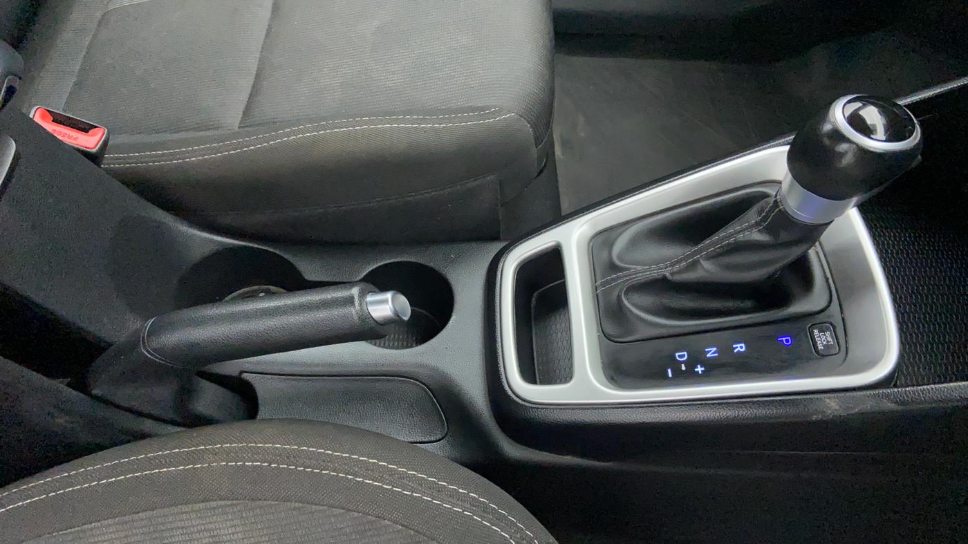 2019 Hyundai VENUE 1.0 TURBO GDI SX+ AT, Petrol, Automatic, 26,448 km, Gear Lever