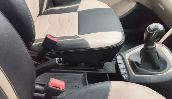 2021 Hyundai NEW SANTRO ASTA MT, Petrol, Manual, 89,524 km, Gear Lever