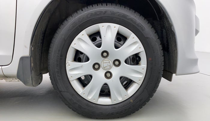 2013 Honda Amaze 1.2 SMT I VTEC, Petrol, Manual, 45,151 km, Right Front Wheel