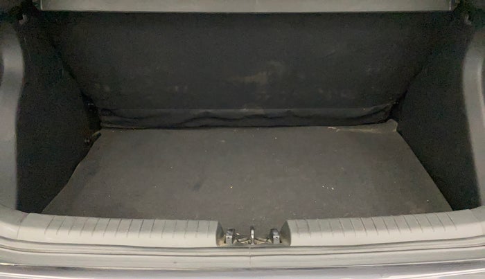 2019 Hyundai Elite i20 SPORTZ PLUS 1.2, Petrol, Manual, 73,021 km, Boot Inside