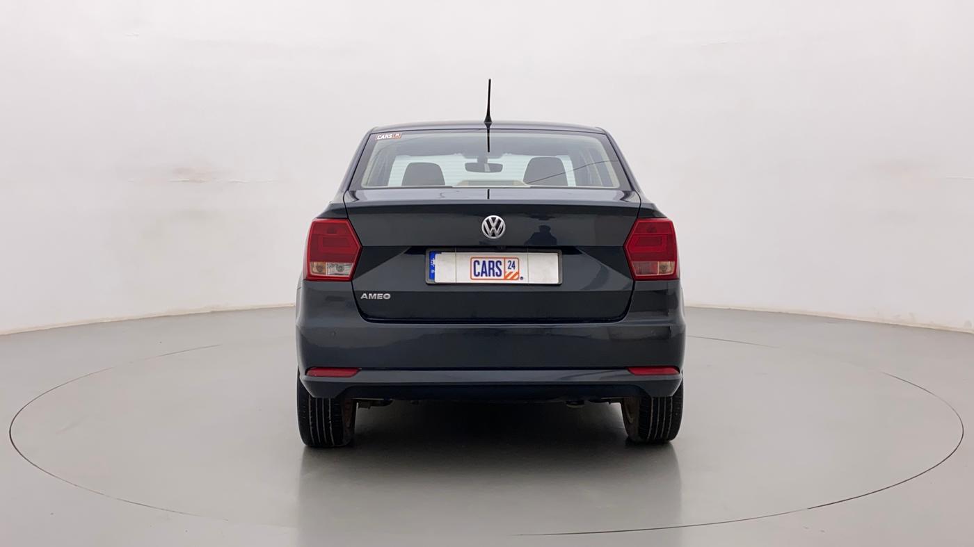 2017 Volkswagen Ameo HIGHLINE1.2L PLUS 16 ALLOY, Petrol, Manual, 35,070 km, Back/Rear
