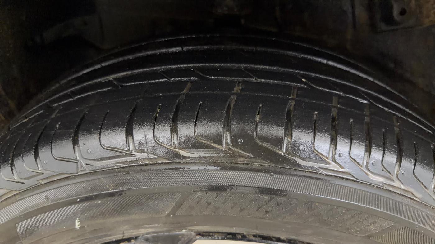 2023 Tata NEXON XZA PLUS PETROL, Petrol, Automatic, 33,718 km, Right Rear Tyre Tread