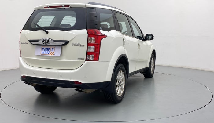 2016 Mahindra XUV500 W10, Diesel, Manual, 74,056 km, Right Back Diagonal