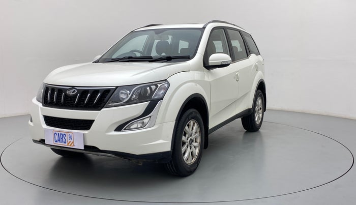 2016 Mahindra XUV500 W10, Diesel, Manual, 74,056 km, Left Front Diagonal