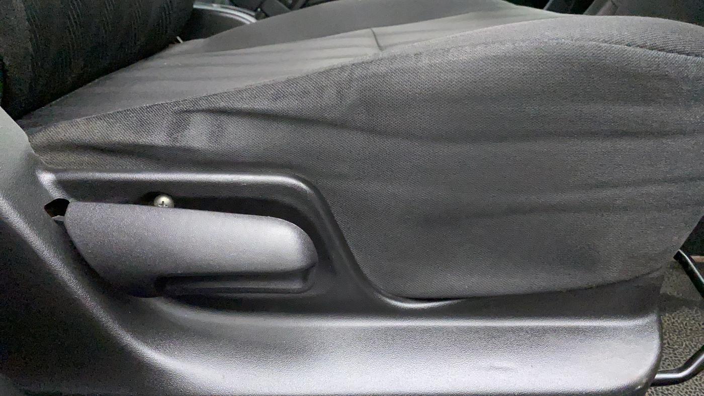 2013 Maruti Swift VXI D, Petrol, Manual, 37,757 km, Driver Side Adjustment Panel