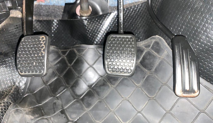 2016 Maruti Alto 800 LXI, Petrol, Manual, 49,320 km, Pedals